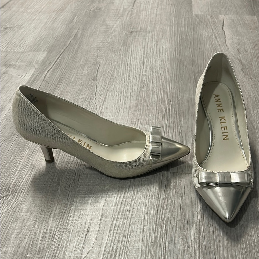 Anne Klein Silver Kitten Heel Pumps with Bow